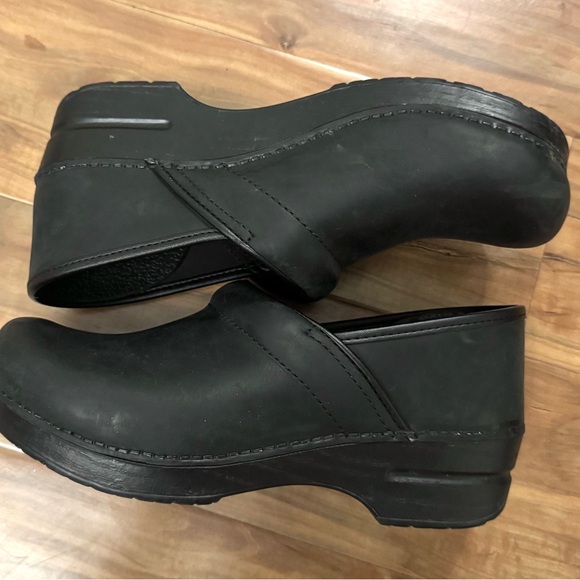 Dansko Black Professional Oiled Leather Clog size EU 40 Nursing Medical Comfort - Picture 7 of 9